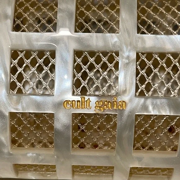 Alana shoulder bag Cult Gaia, ivory, nwt - Picture 9 of 15